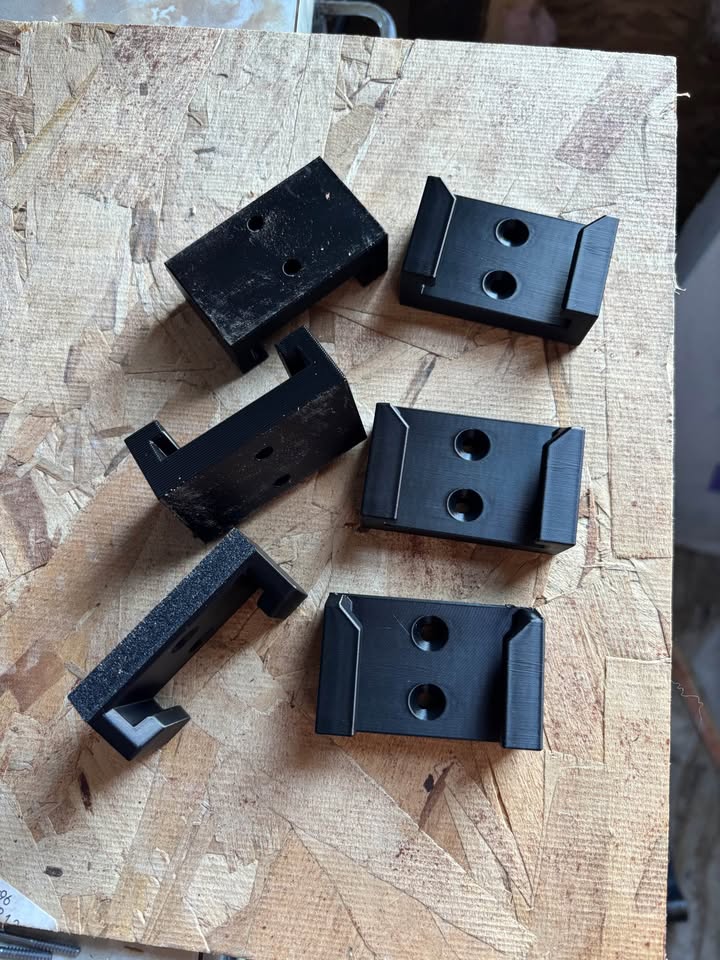 Milwaukee Tool & Battery Organizer Mount Set of 10 for M18 Power Tools 3 Milwaukee Tool & Battery Organizer Mount Set of 10 for M18 Power Tools - Image 3